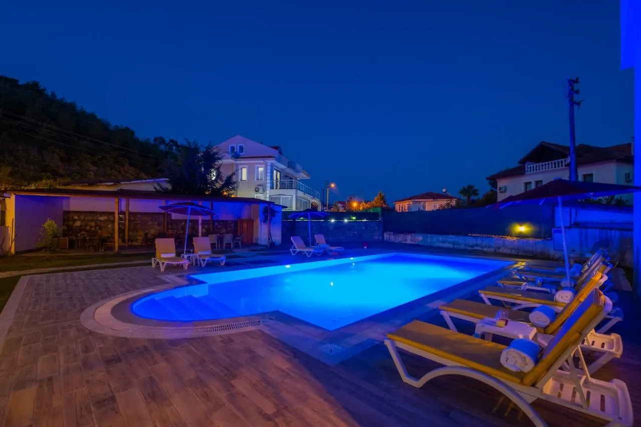 Infinity Lily Apartments Fethiye 2*,