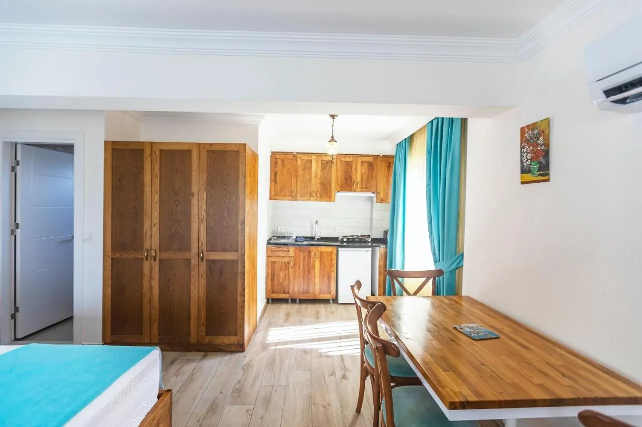 Infinity Lily Apartments Fethiye 2*,