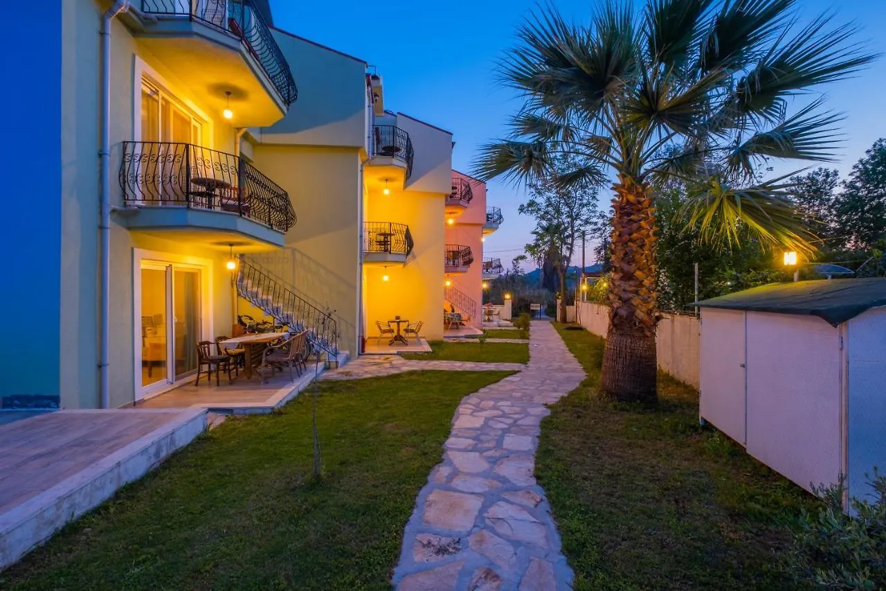 Infinity Lily Apartments Fethiye 2*,  Turecko