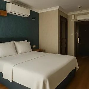 Red 2*, Izmir Turkey
